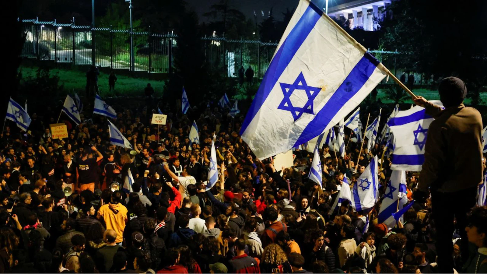 Israelis go on general strike over judicial reform