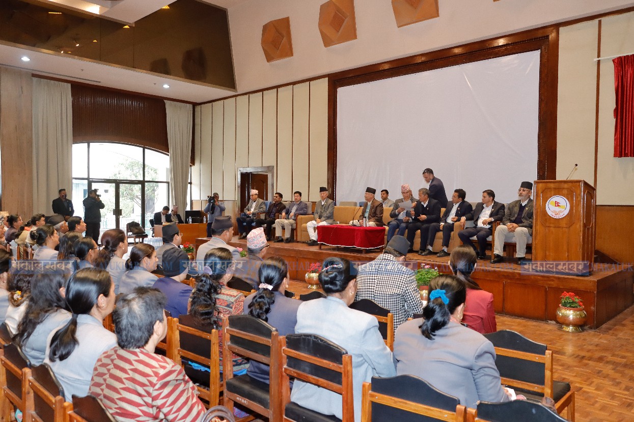Vote of confidence in PM being discussed in UML parliamentary party (photos)