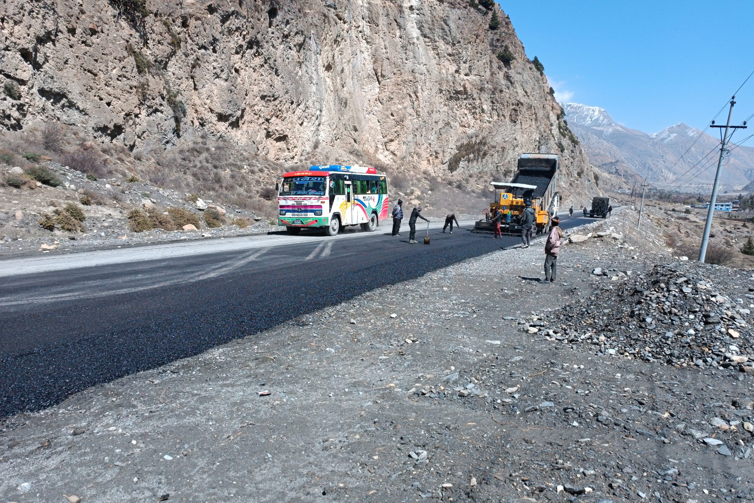 Beni-Jomsom road to remain closed for six hours a day