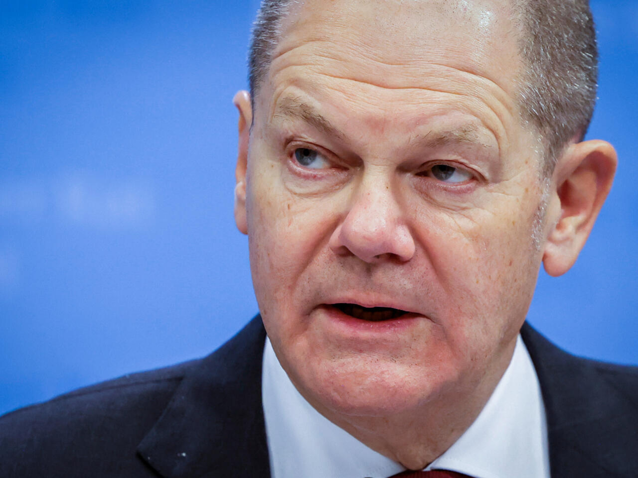 Scholz looks to quell coalition divisions