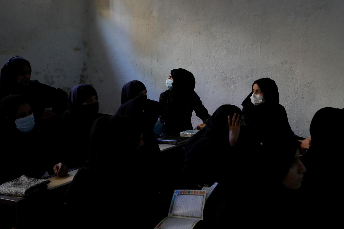 Over 70 countries, including EU express concerns over Afghan women’s rights, education