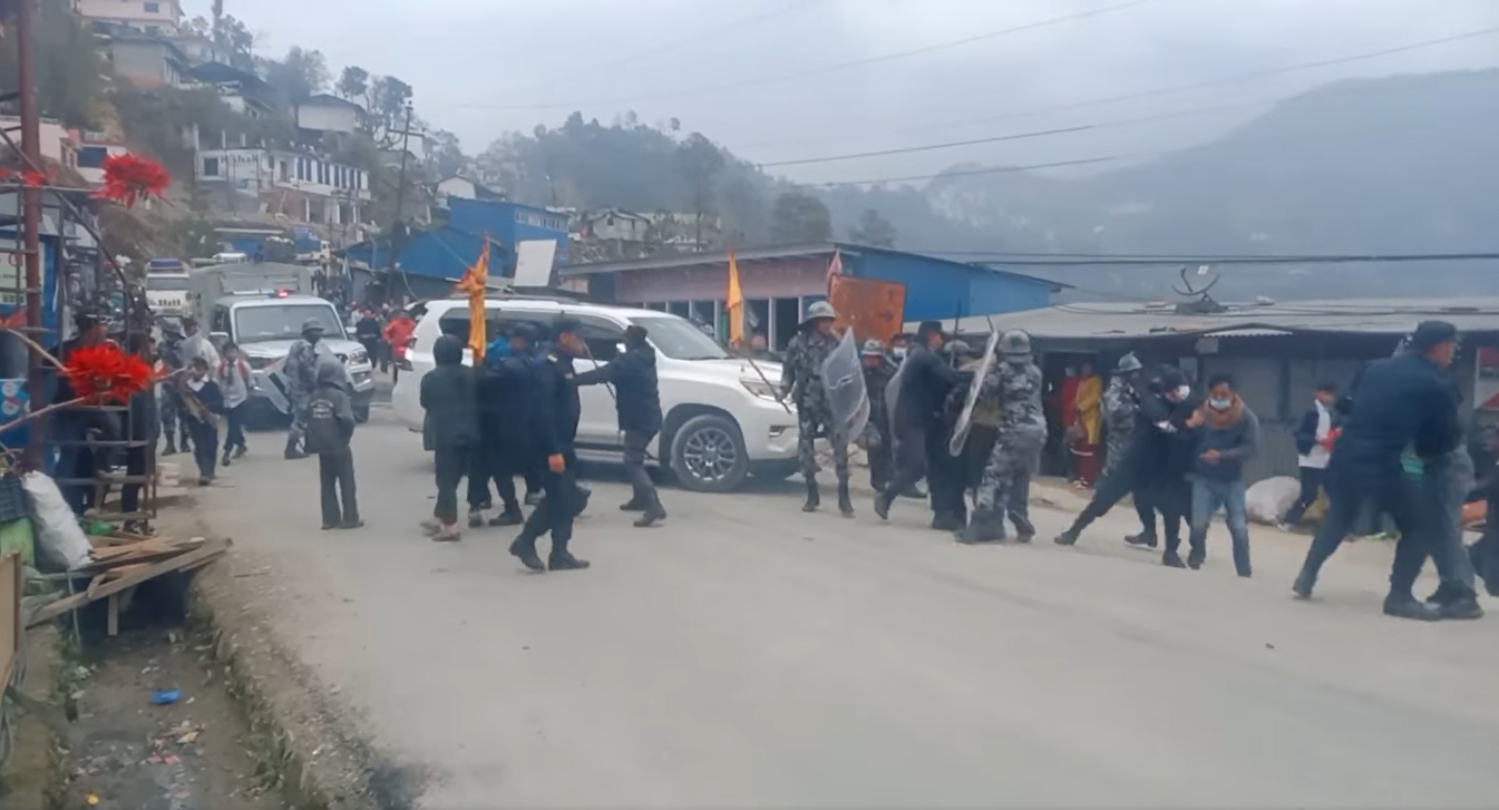 Okhaldhunga: An attempt to vandalize the vehicle of CM Karki of Koshi State
