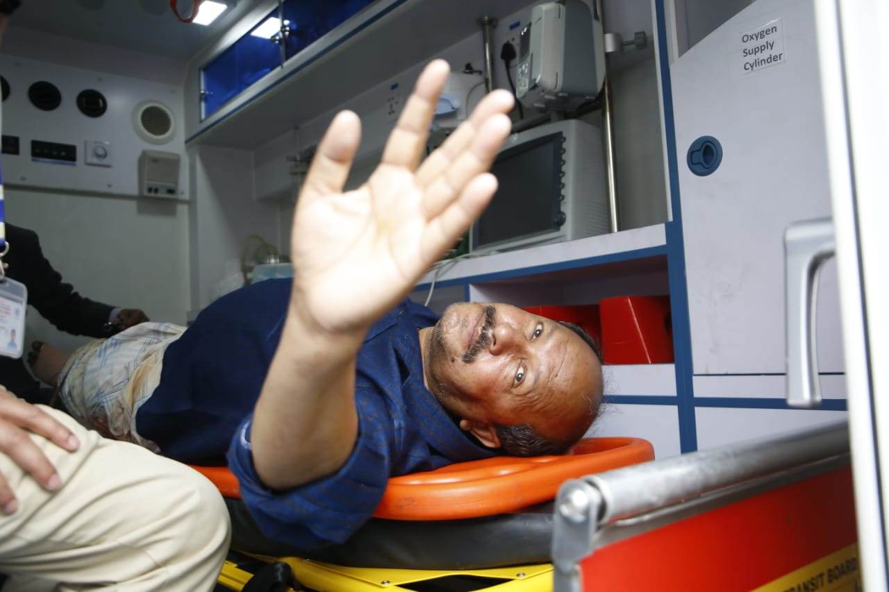 Mp arrives in ambulance & casts his vote lying on stretcher