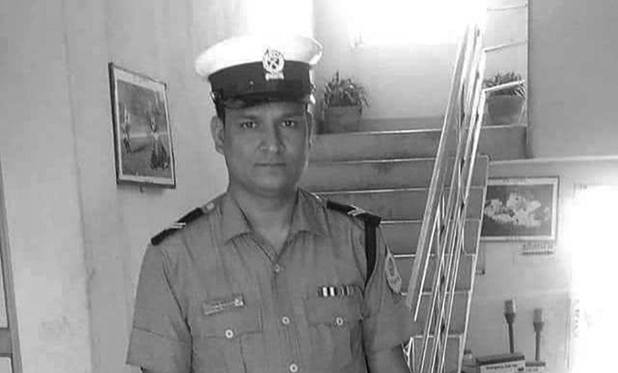 Traffic police died in a motorcycle accident