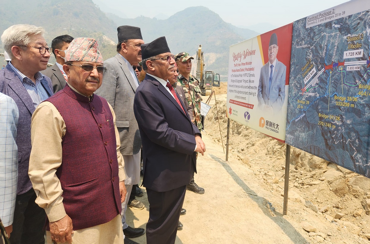 PM Dahal inspects Kathmandu-Nijgarh fast track
