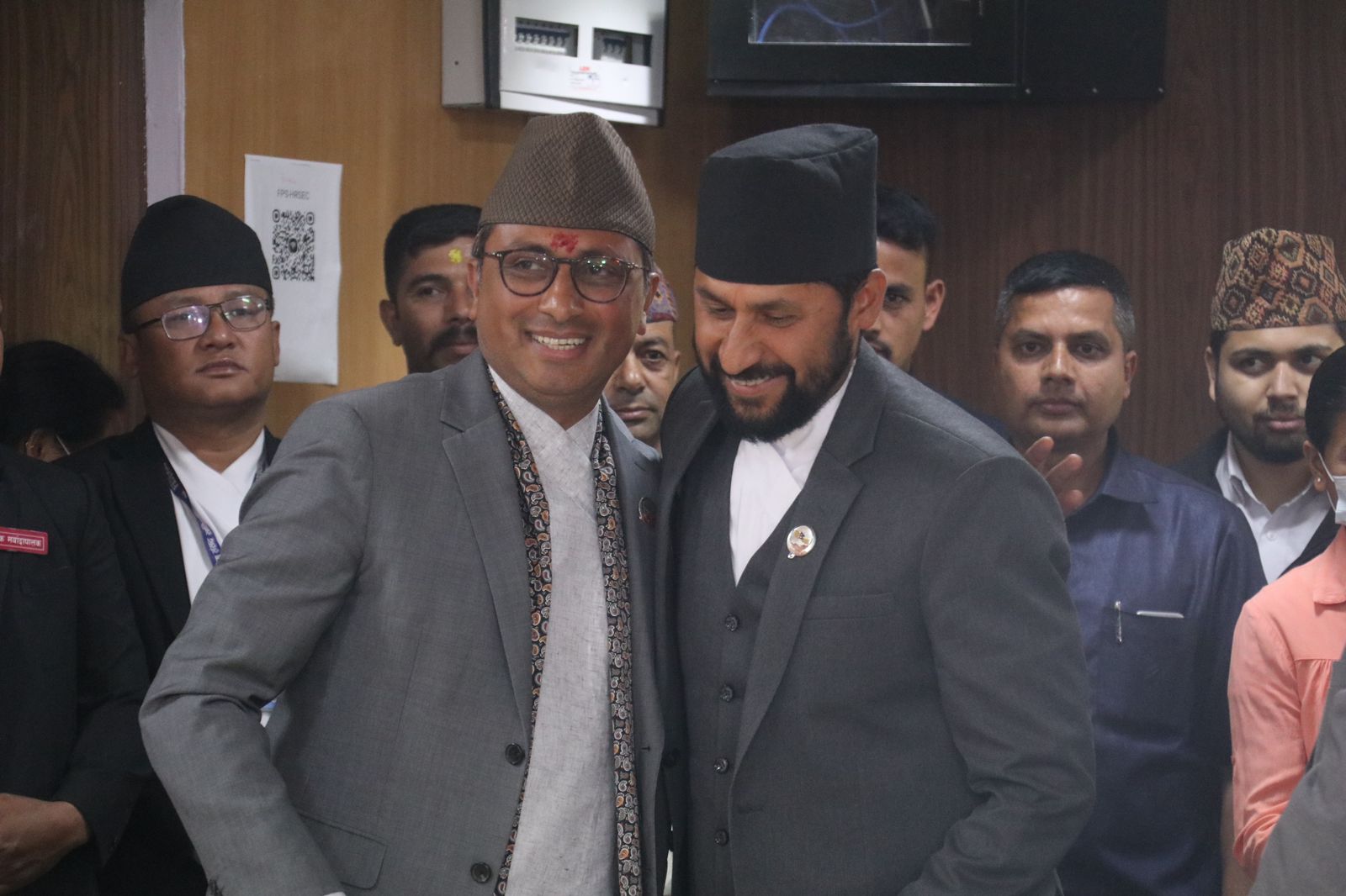 Two RSP lawmakers take oath of office (photos)