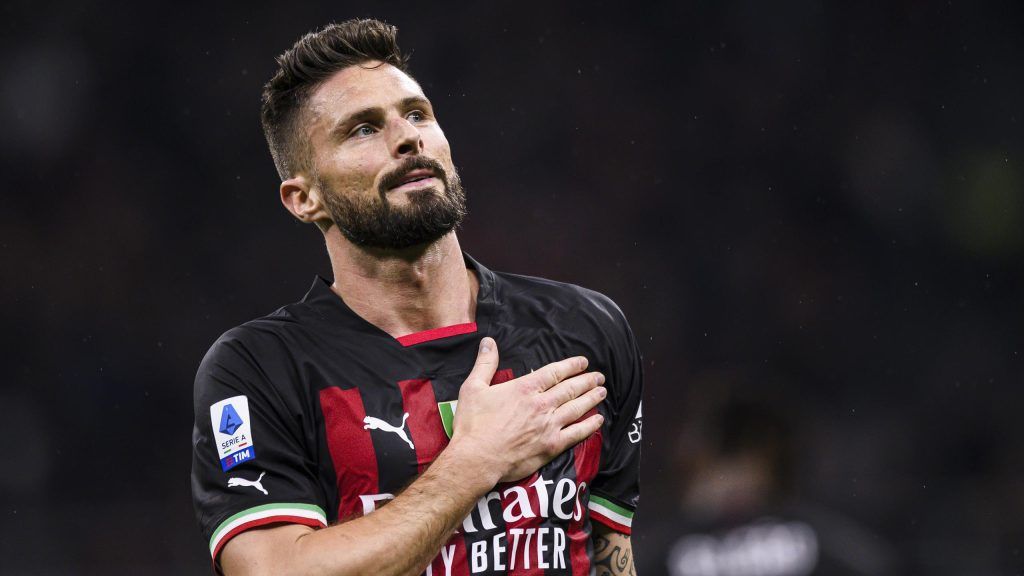 Giroud hits hat-trick for Ac Milan