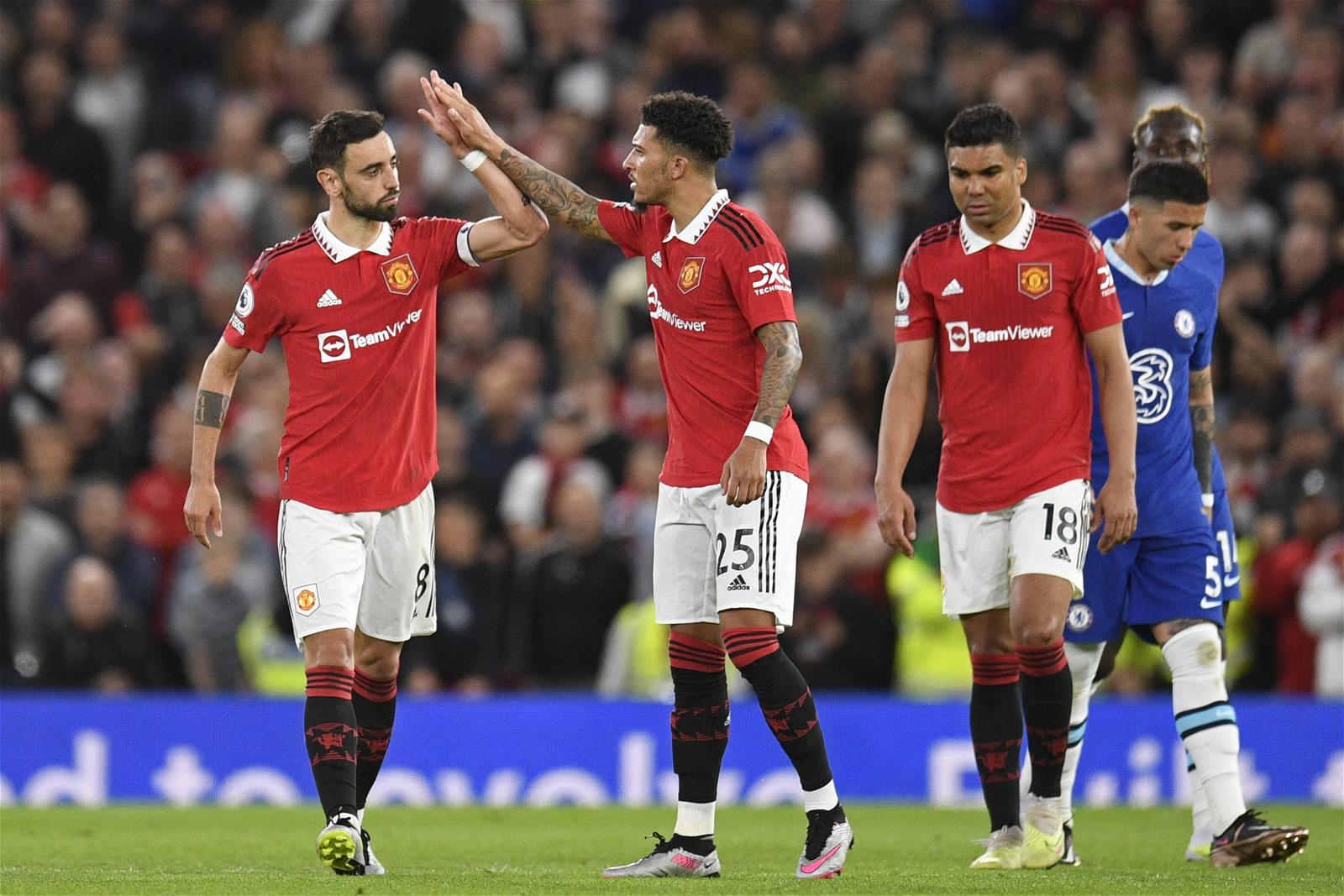 Manchester United beat Chelsea to qualify for Champions League
