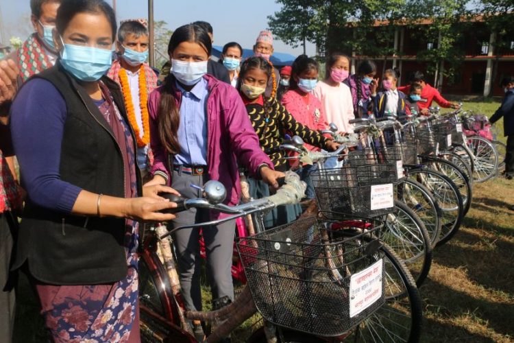 Bharatpur Metropolitan distributes free bicycles to 129 school girls