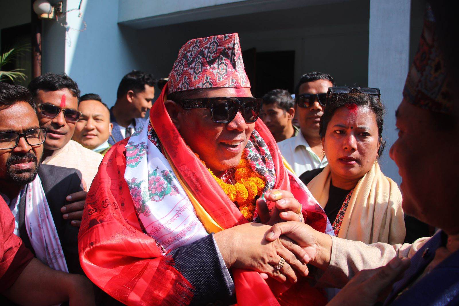 Resham reaches Minister quarter after freed from jail (photos)