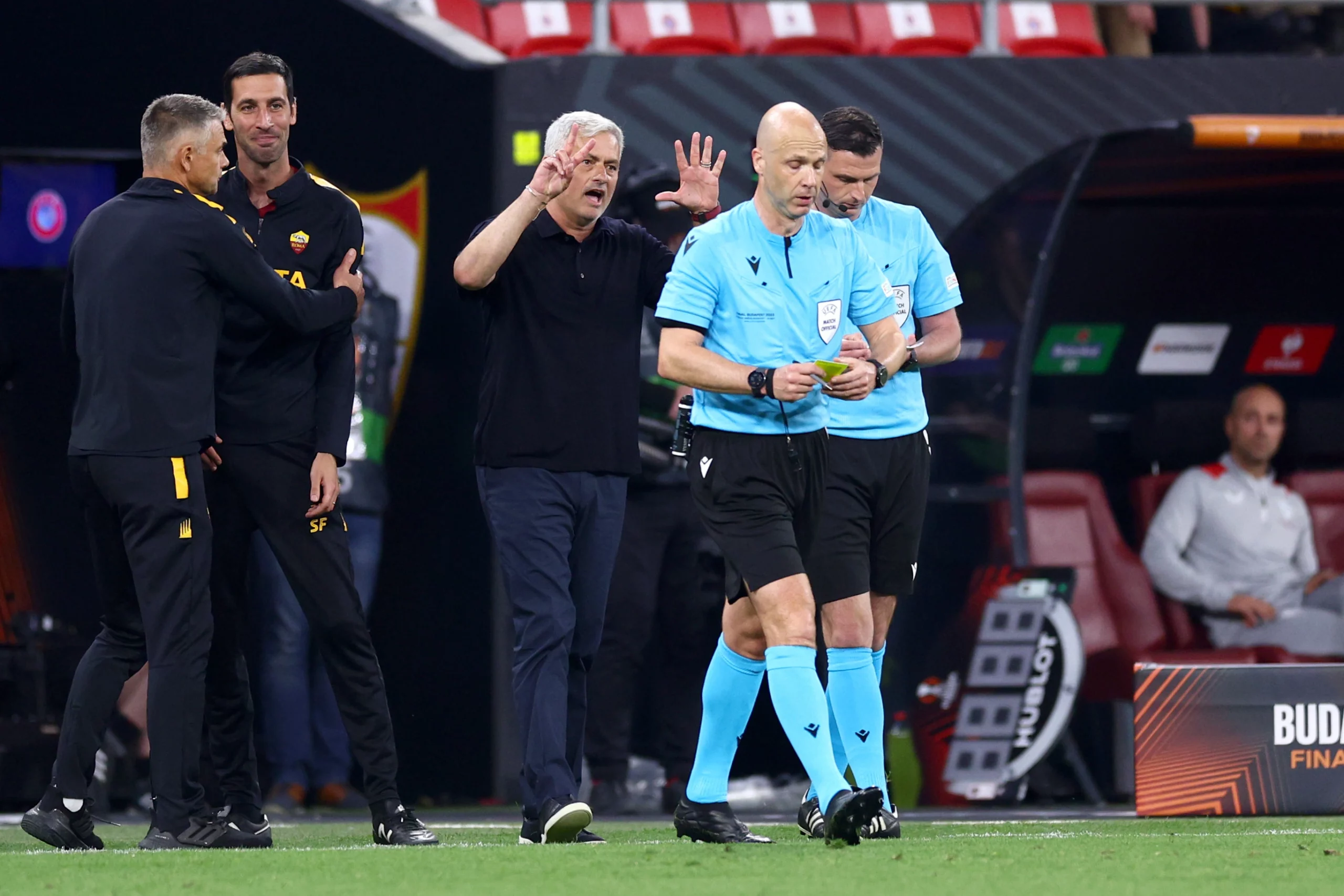 Jose Mourinho gets 4-match ban by UEFA for abusing referee