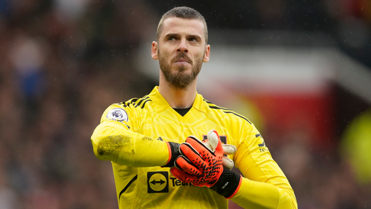 Goalkeeper David de Gea announces he is leaving Manchester United after 12 seasons at Old Trafford