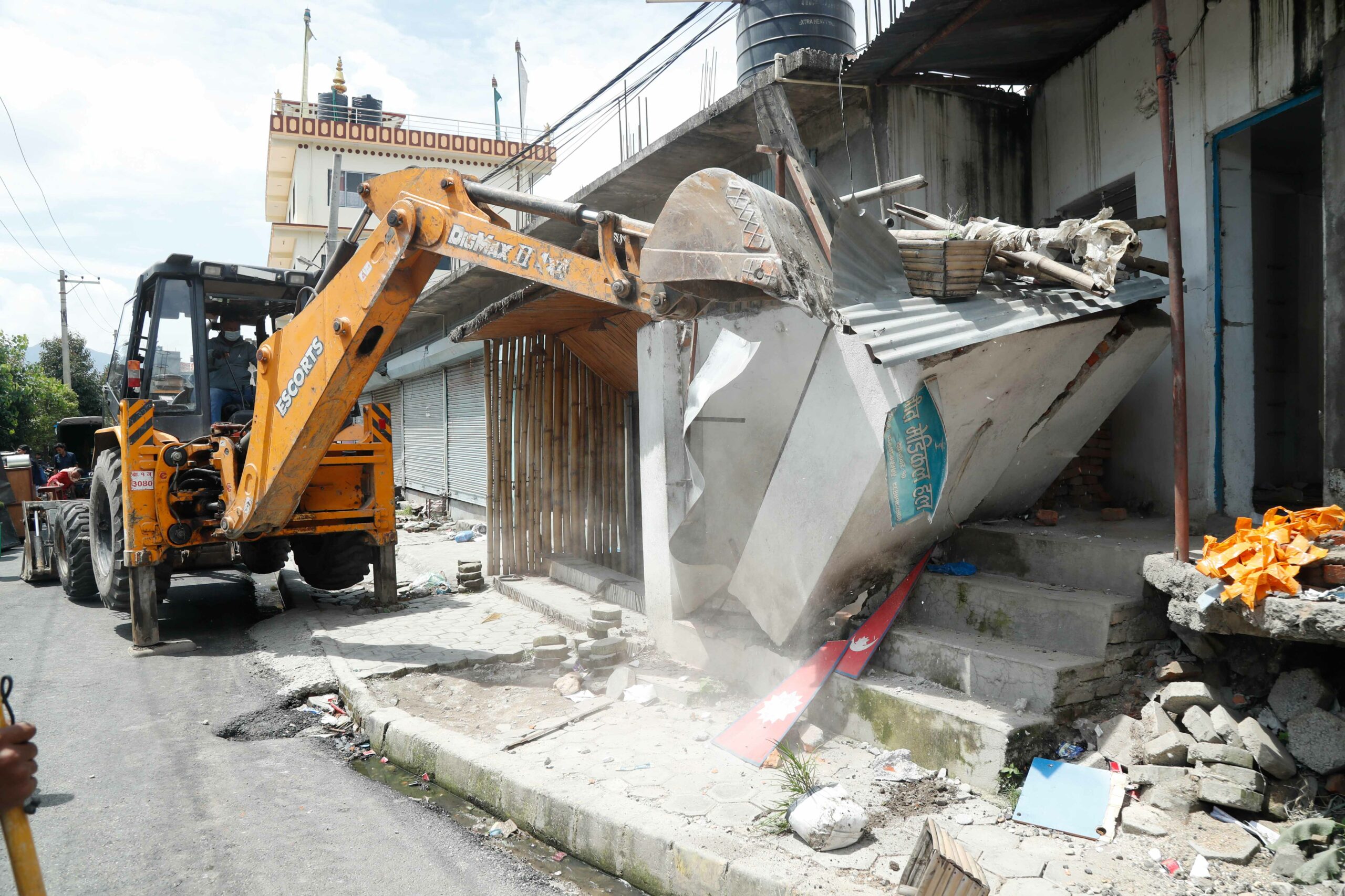 KMC demolishes structure of Bhadra Kumari Ghale Sewa Sadan (photos)