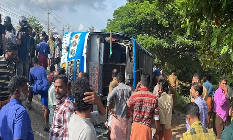 Kerala: Over 30 injured after private bus overturns in Thrissur