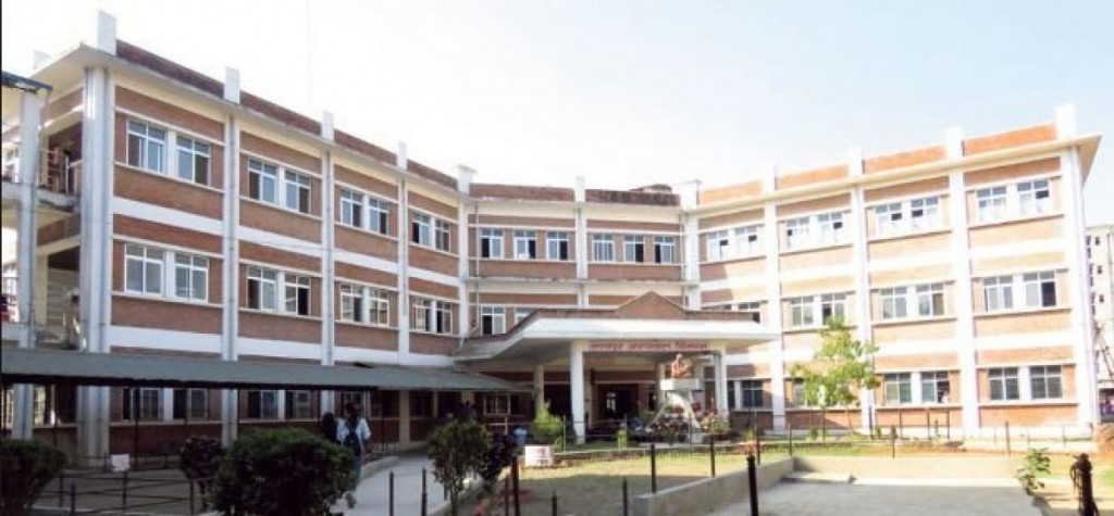 Bharatpur Hospital declares 400 beds free