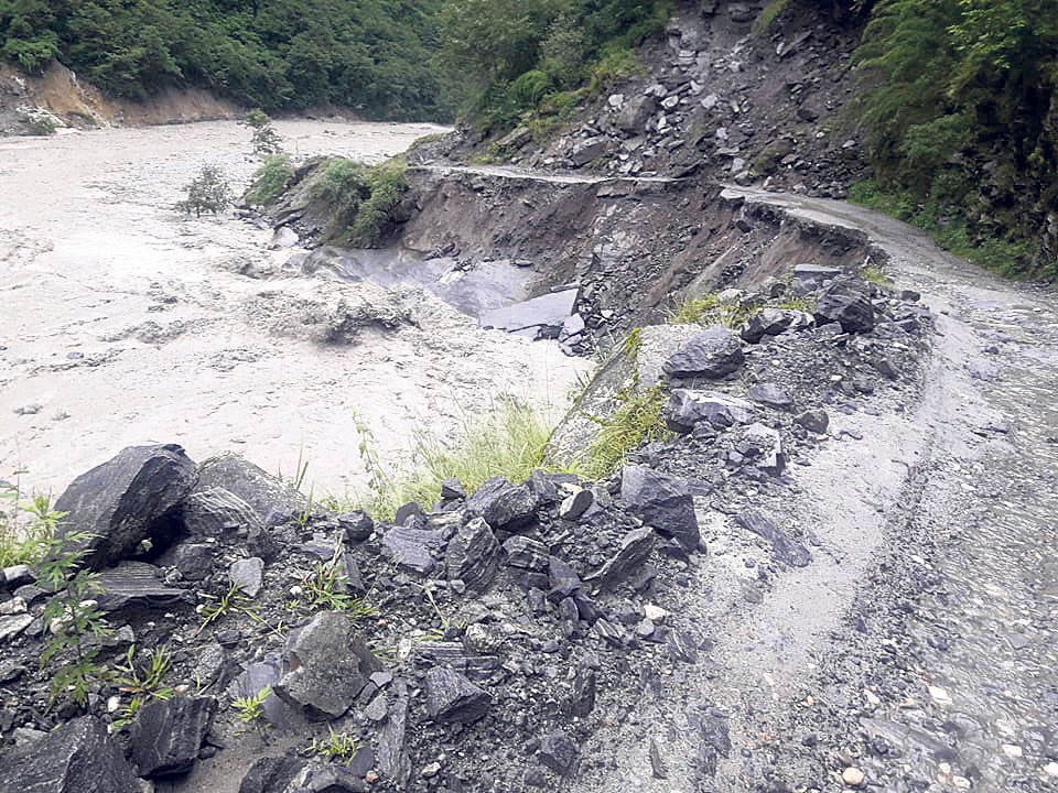 Beni-Jomsom-Korala section road to be fully closed for five days