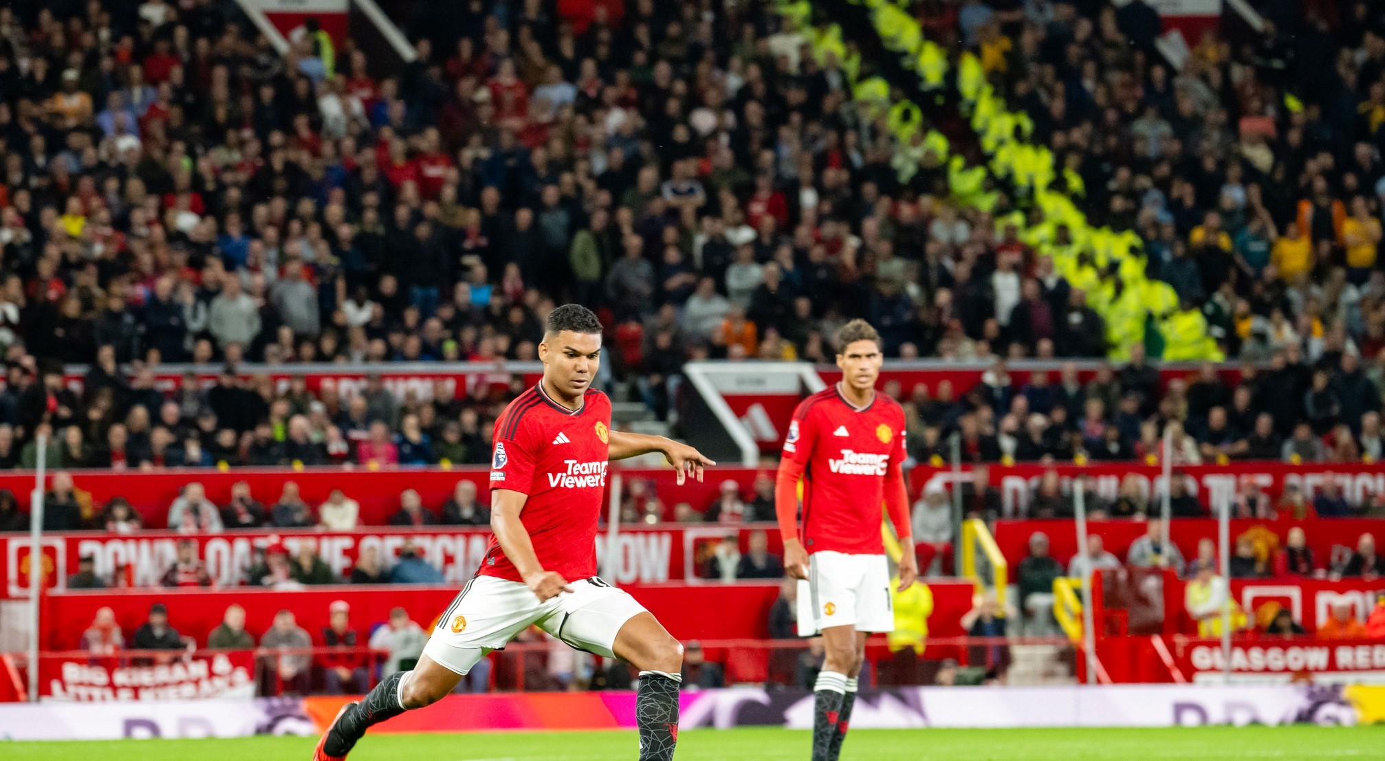 Mason Mount shines on Manchester United debut