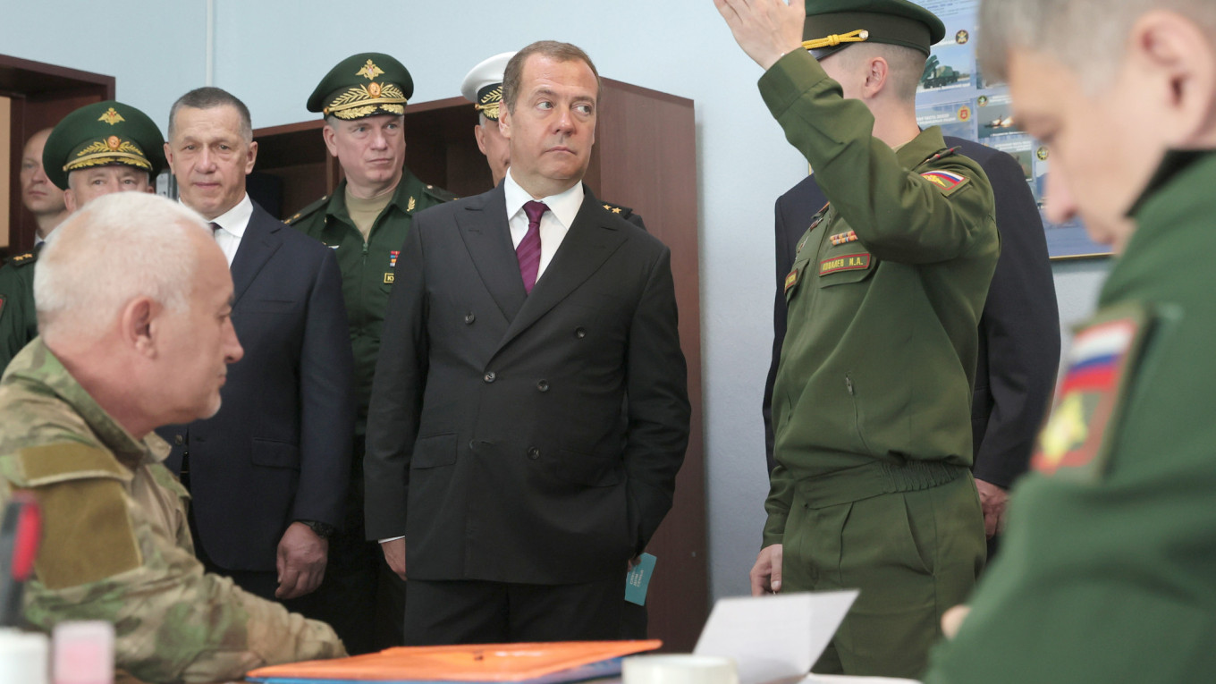 Russian army has recruited 280,000 soldiers since January: Medvedev