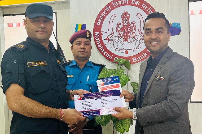 Mahalaxmi Bikas Bank provides support to Maligaun Police