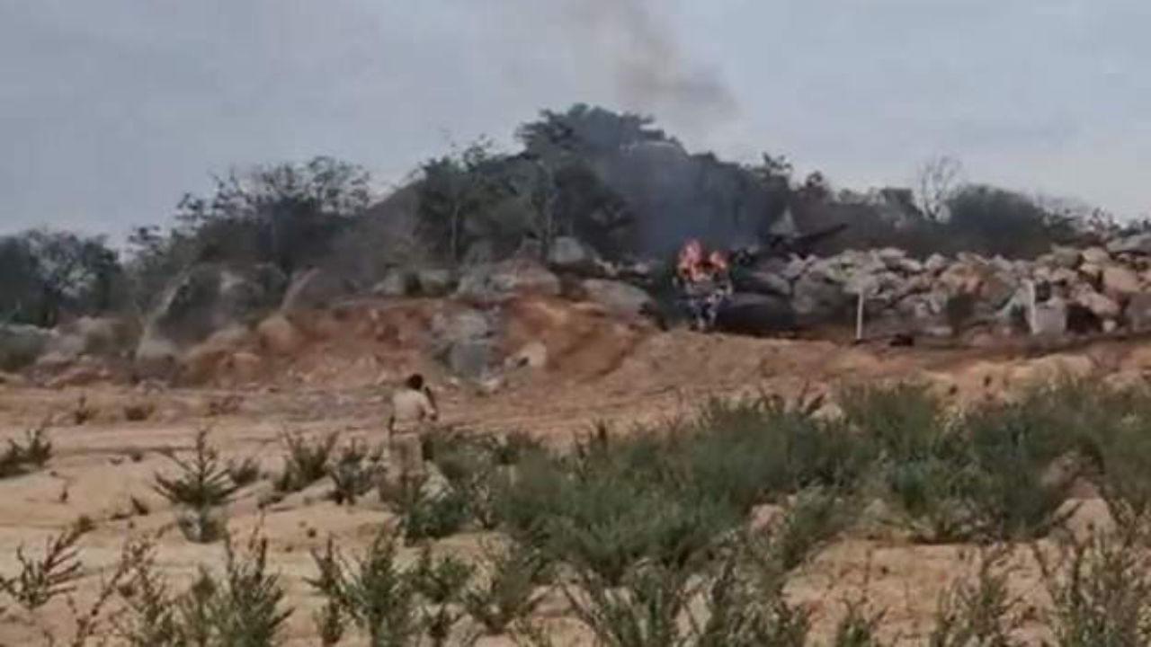 2 Indian pilots killed as air force trainer aircraft crashes in Telangana