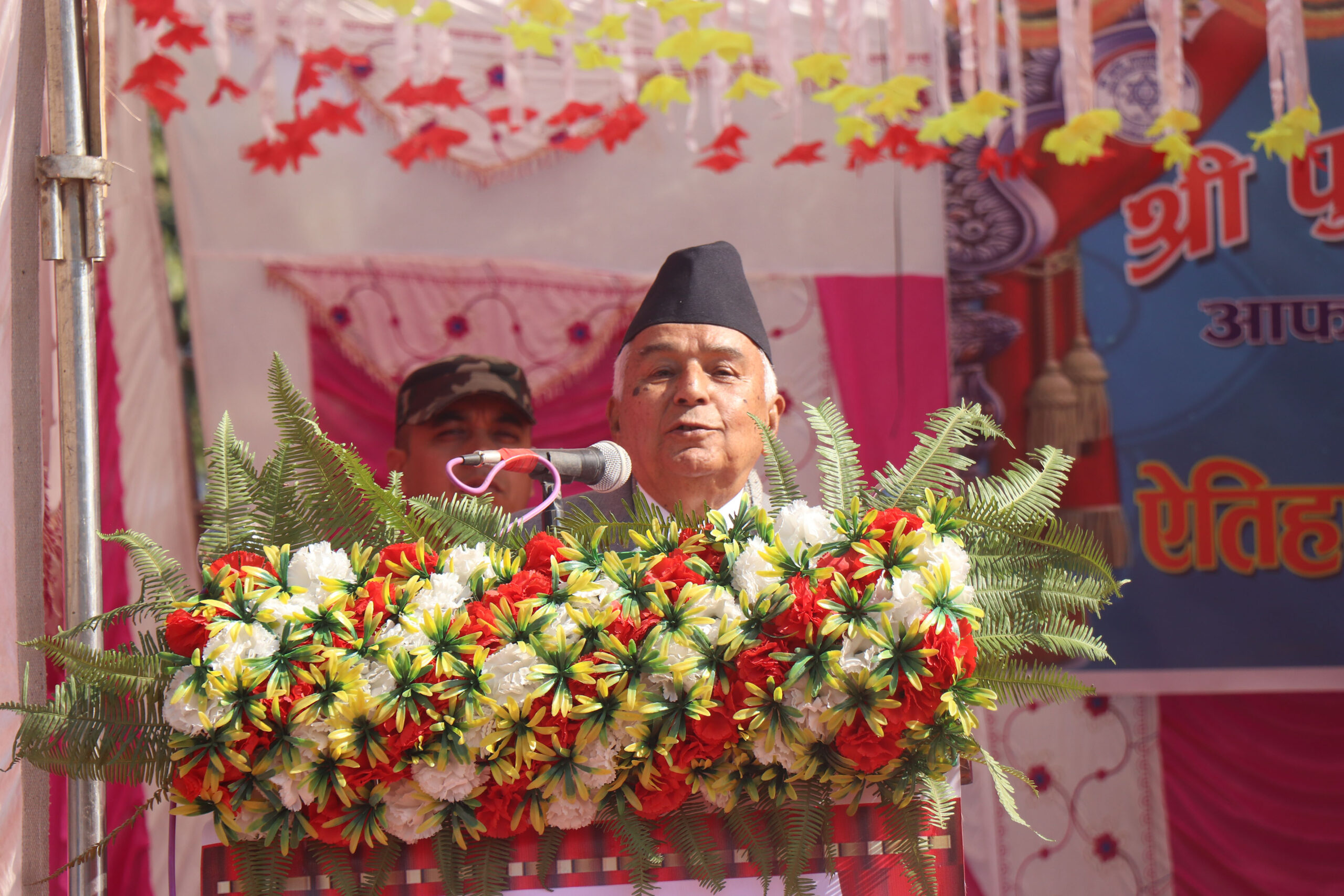 President expresses concern over ’emptying’ villages for lack of employment opportunities