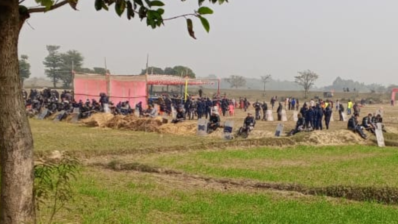 Clash between Janamat activists & police in Saptari