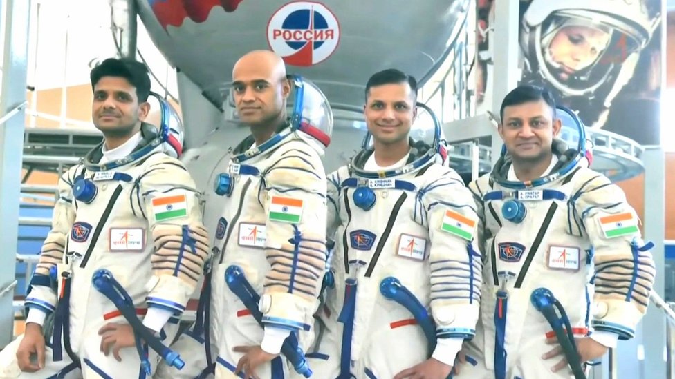 India names astronauts for maiden space flight