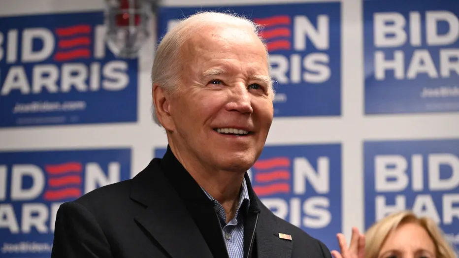 Biden wins South Carolina Democratic primary