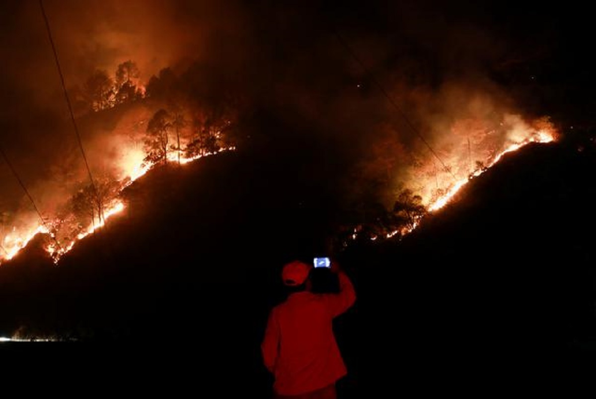 Massive blaze erupts in Kahun Danda of Pokhara