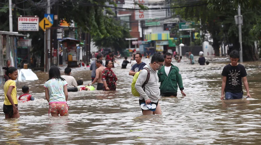 Thousands displaced by flooding in Indonesia’s central Java province