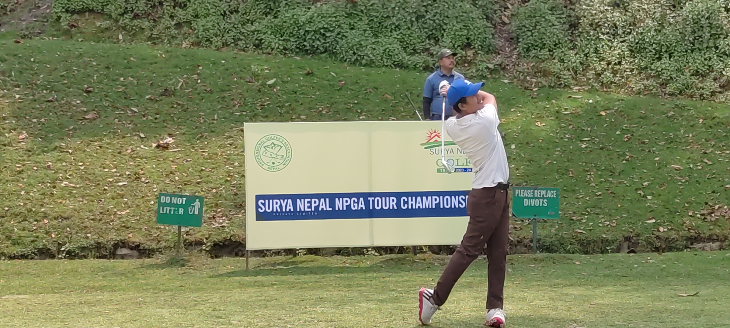 Pro Bhuvan, amateur Sadbhav share lead after day-II