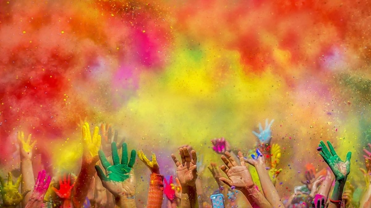 Holi festival begins formally in Mithilanchal