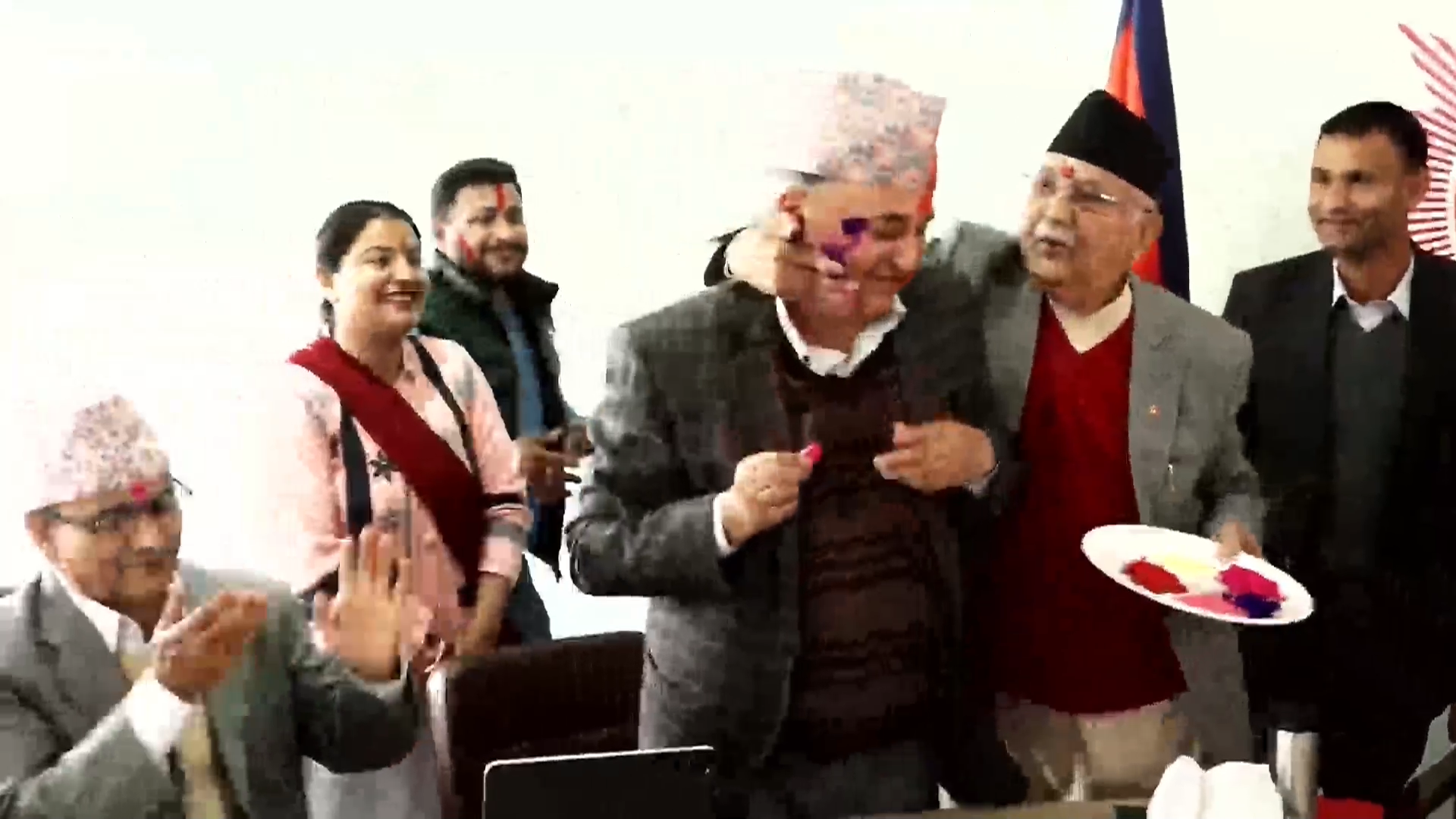 CPN-UML celebrates holi in party office