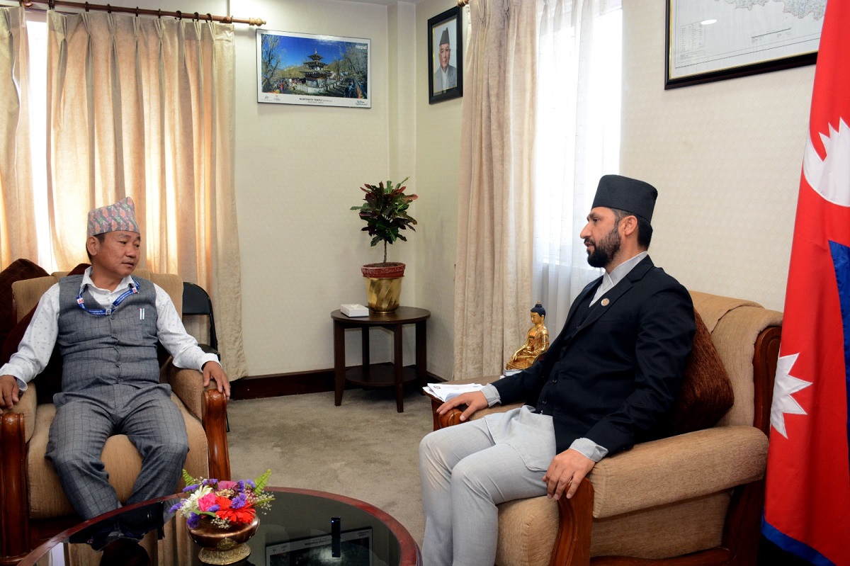 Harka Sampang met Home Minister Lamichhane