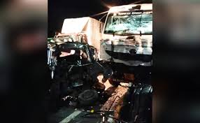 9 men die in road accident in western India