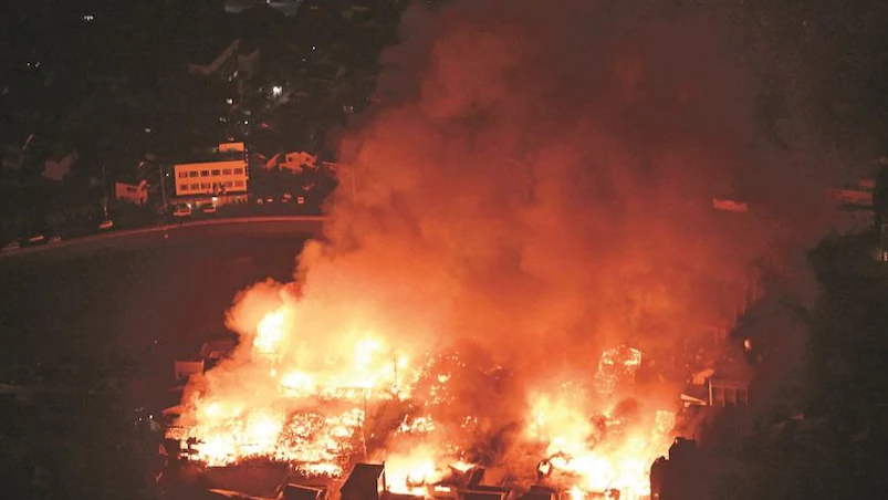 Massive blaze kills 7 in India’s Maharashtra