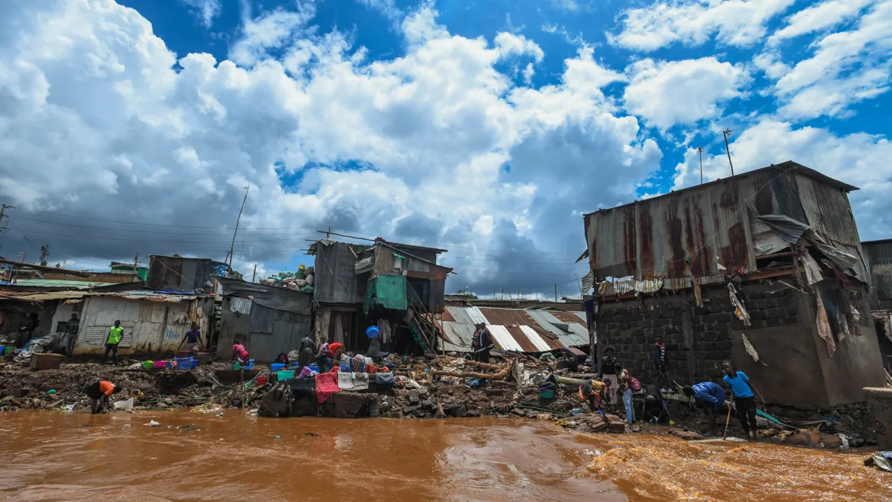 Kenya dam bursts, killing at least 42: governor