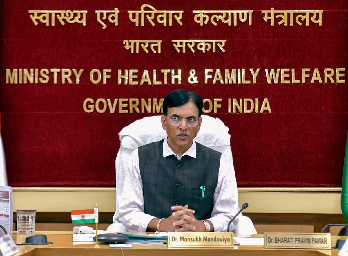 India gears up for extreme heat, health minister calls for public health preparedness