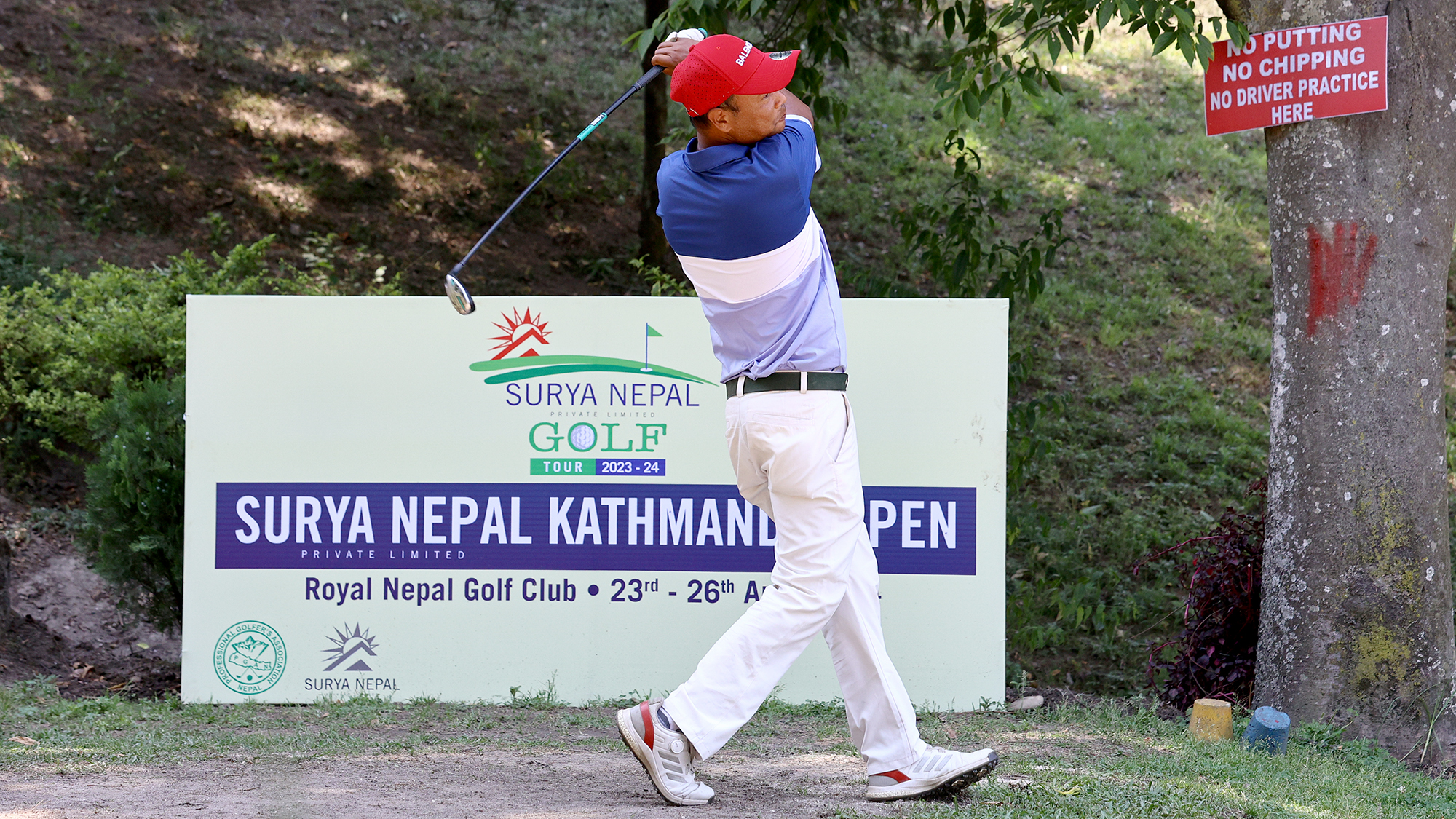 Surya Nepal Kathmandu open begins, Bhuvan Nagarkoti takes lead