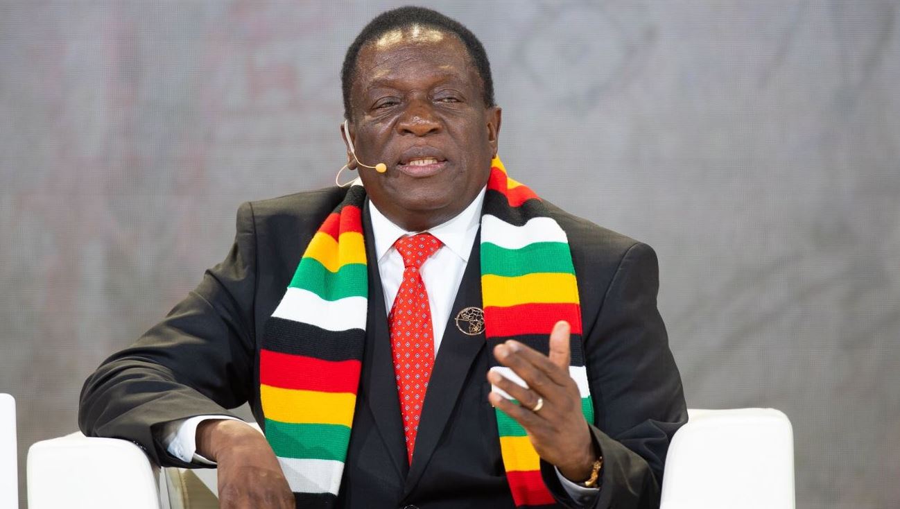 Zimbabwean president reshuffles cabinet