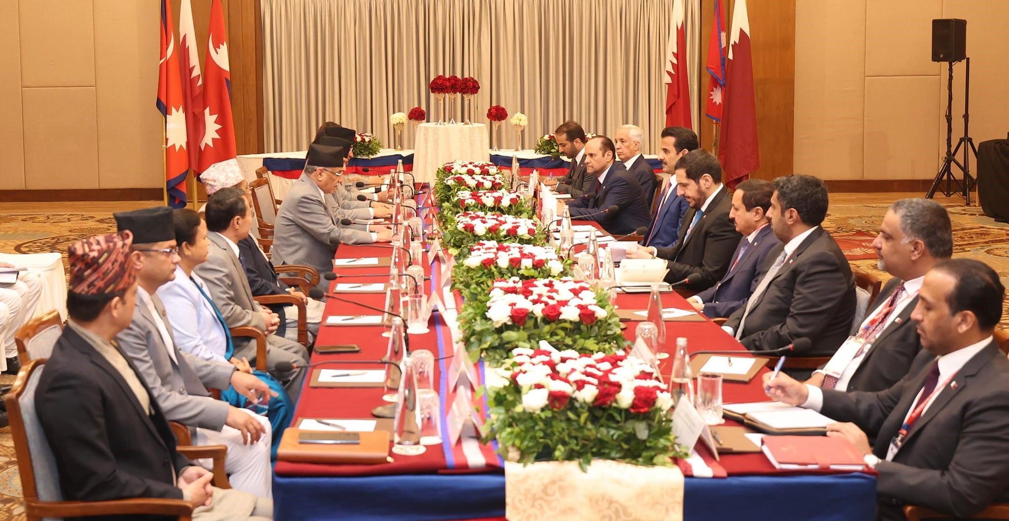 Nepal & Qatar hold bilateral discussions
