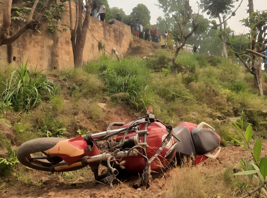 Husband dies, wife severely injured in Gorkha accident