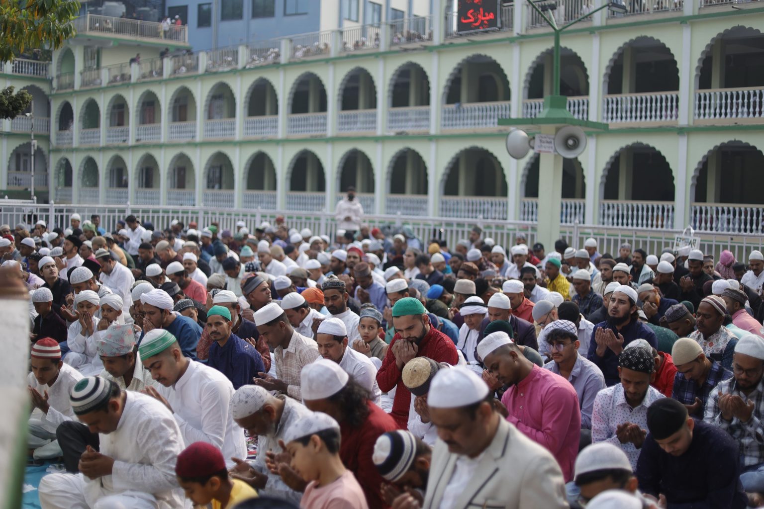 Islam community observes Eid-ul-Fitra with enthusiasm