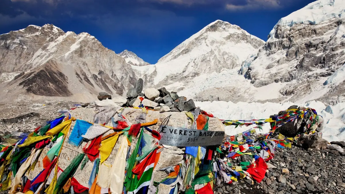 World Peace Flame sent to Everest base camp