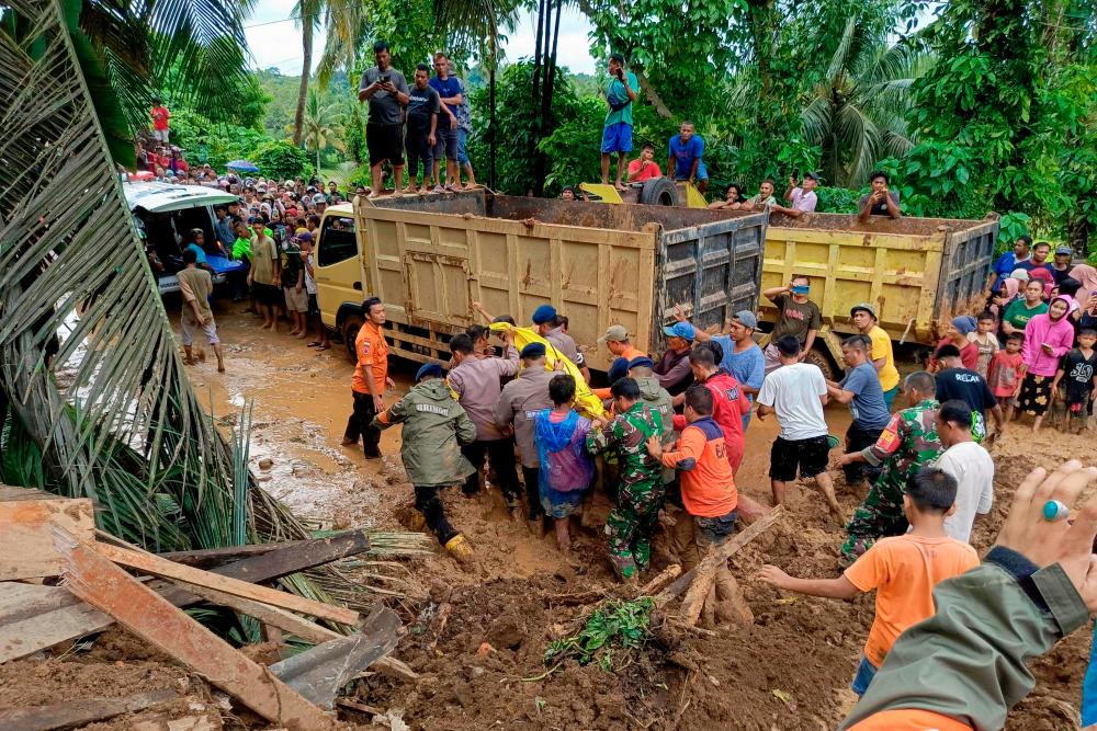 15 killed in Indonesia’s West Sumatra flash floods