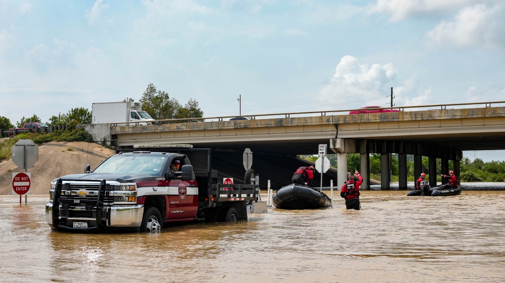 1 killed, 1 injured in Texas floodwaters