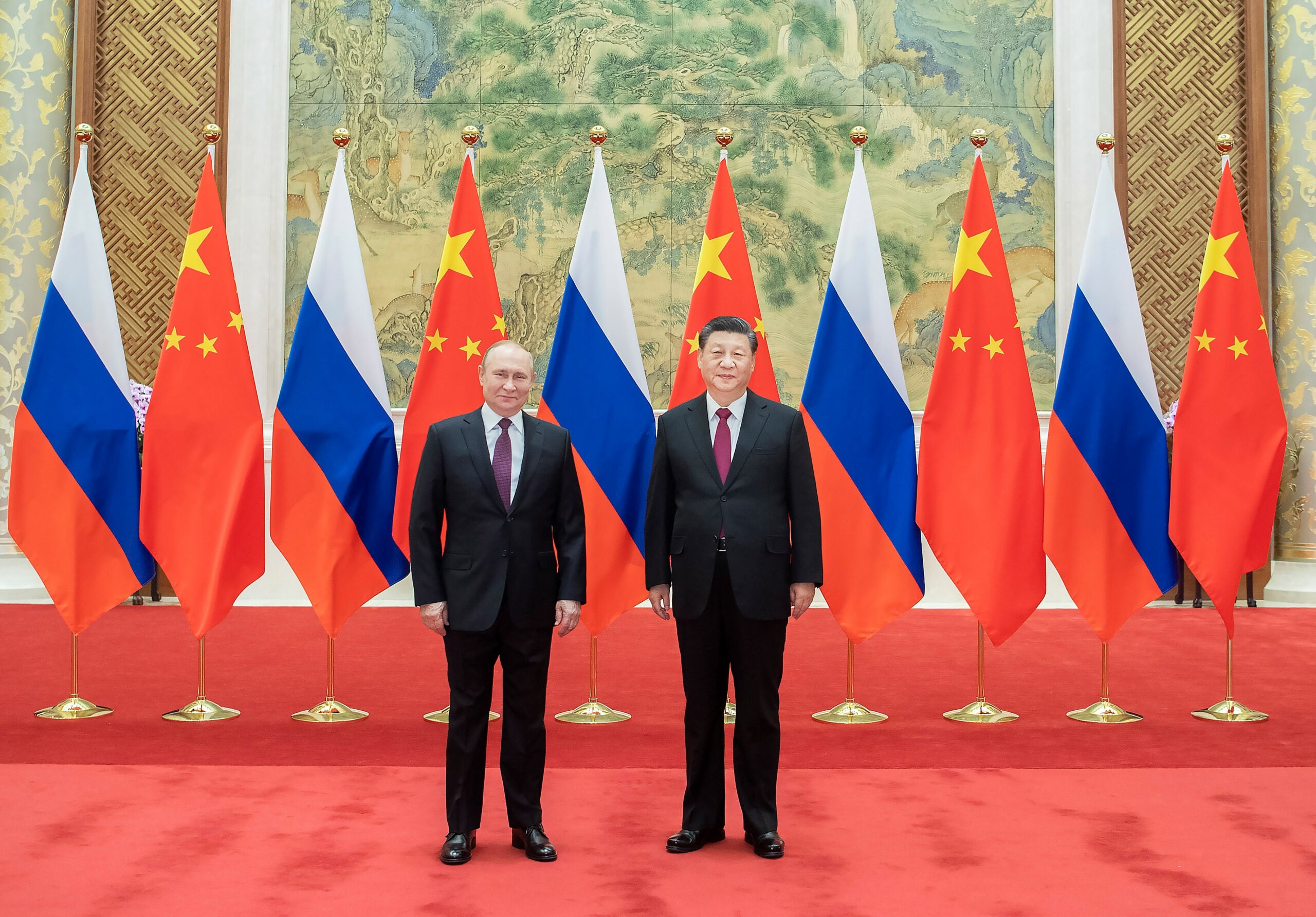 Xi holds talks with Putin