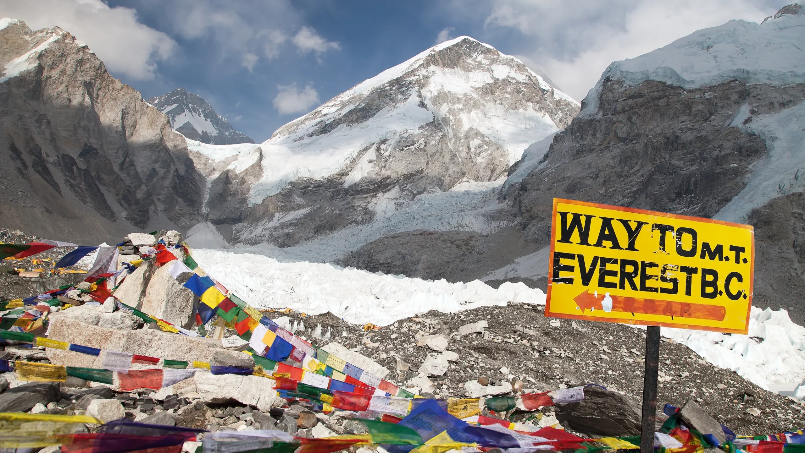 APF officer Chhatyal summits Everest