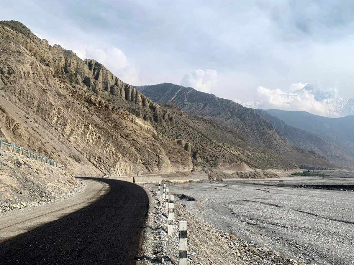 Jomsom-Kagbeni road being blacktopped