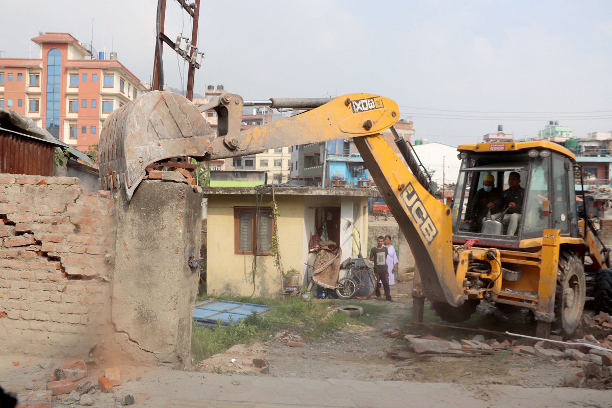 Tokha Municipality demolishes illegal structures